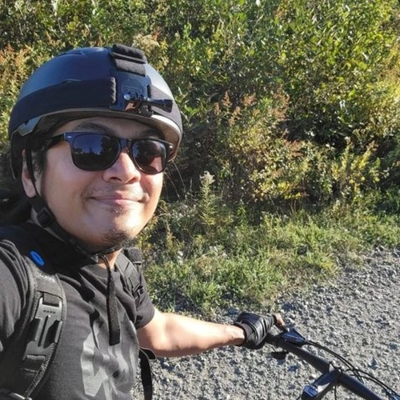 Meet your Posher, Markster - Picture 1 of 1